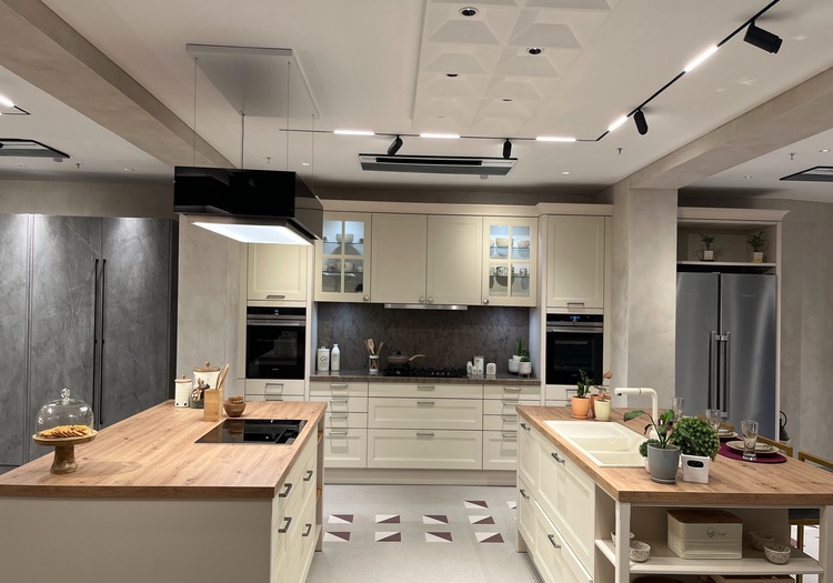 Luxury Kitchen Storage