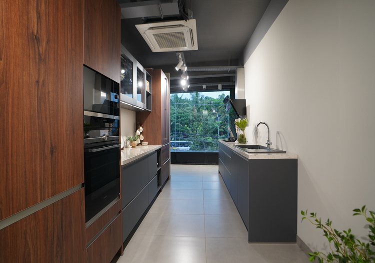 Ergonomic Design Tips for a Comfortable Parallel Kitchen Setup