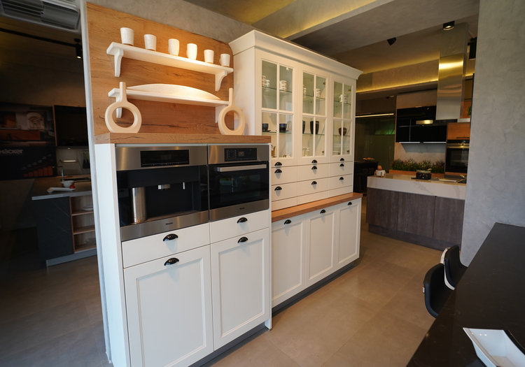 luxury modern kitchen designs