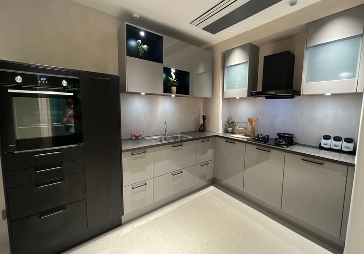 L-Shape, Parallel, or Island Kitchen Which Layout Is Best for Your Small Apartment (With a Selector Guide)